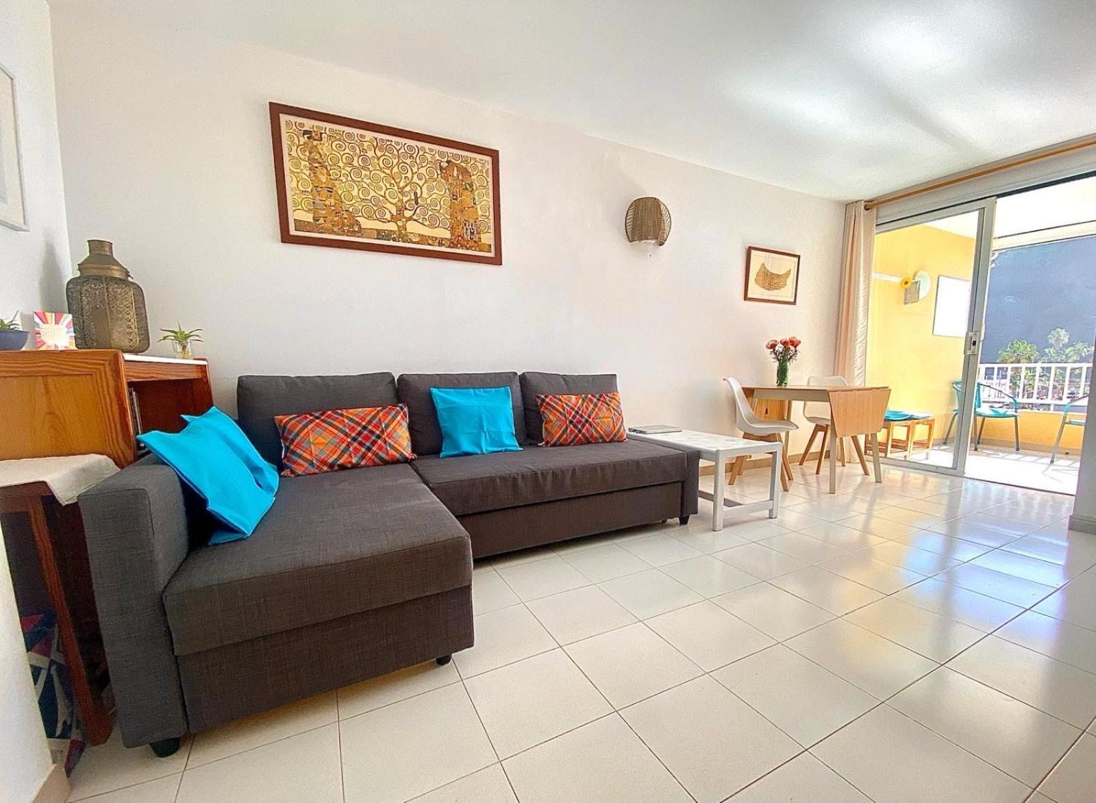 Casa Malú, Ocean view chalet in tropical garden with shared heated saltwater pool Los Llanos De Aridane Exterior foto